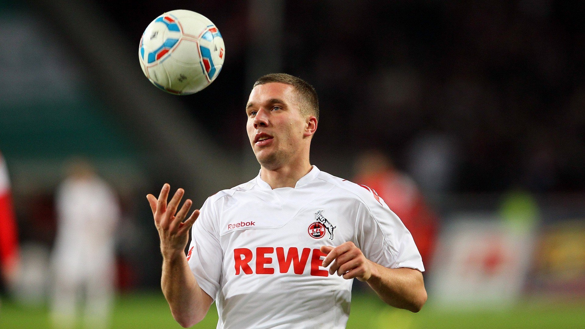 “华金·托比利亚的全能防守与快速突破,成就美洲狮队的防守核心”